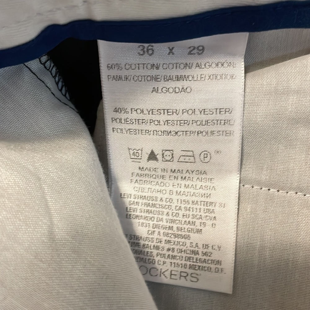 Dockers classic fit slacks in black - Picture 5 of 5
